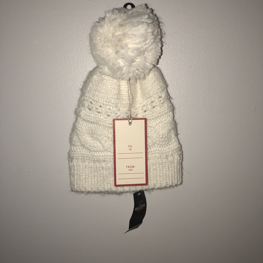 Hollister beanie